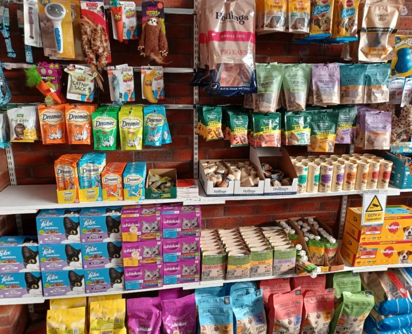 cat_dog_food display-1024px768px-web cat dog food display